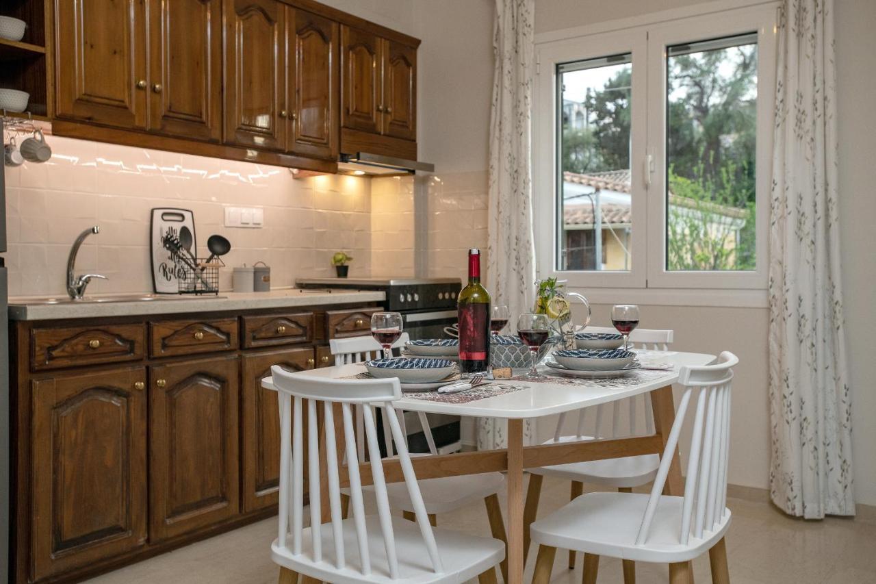 Roxandra Suite Corfu Evropouloi エクステリア 写真